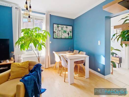 Duplex à vendre 175 000 € 3 pièces 2 chambres 80,4 m² Étage 2/2 Sud Tarare 69170