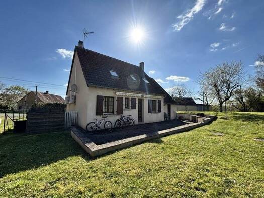 Maison à vendre 123 999 € 5 pièces 3 chambres 103 m² 564 m² de terrain Orsennes 36190