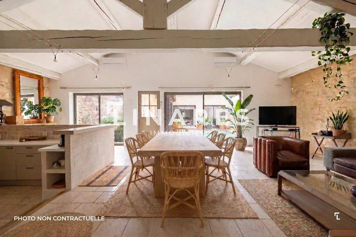 Maison à vendre, 210m², MAUSSANE LES ALPILLES