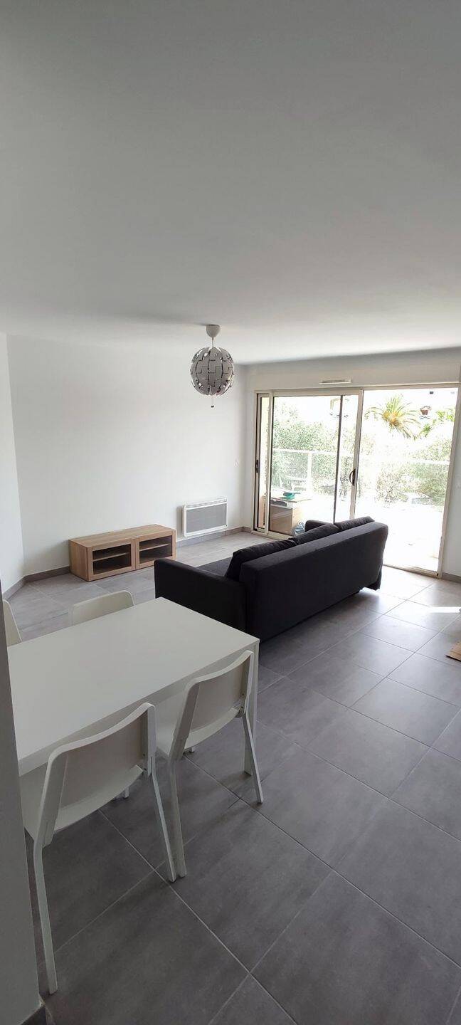 Maison à louer, 66m², ANTIBES