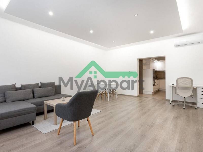 Maison à louer, 40m², PARIS 15E