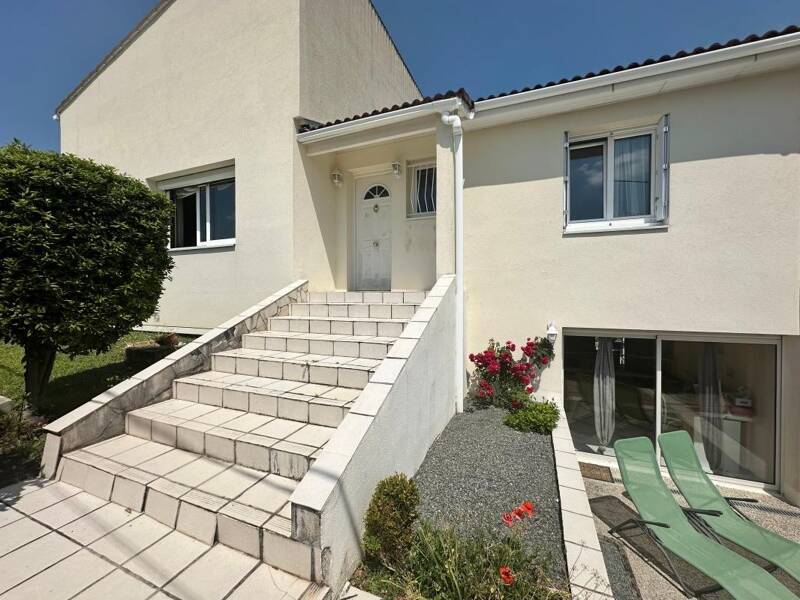 Maison à louer, 140m², FONTCOUVERTE