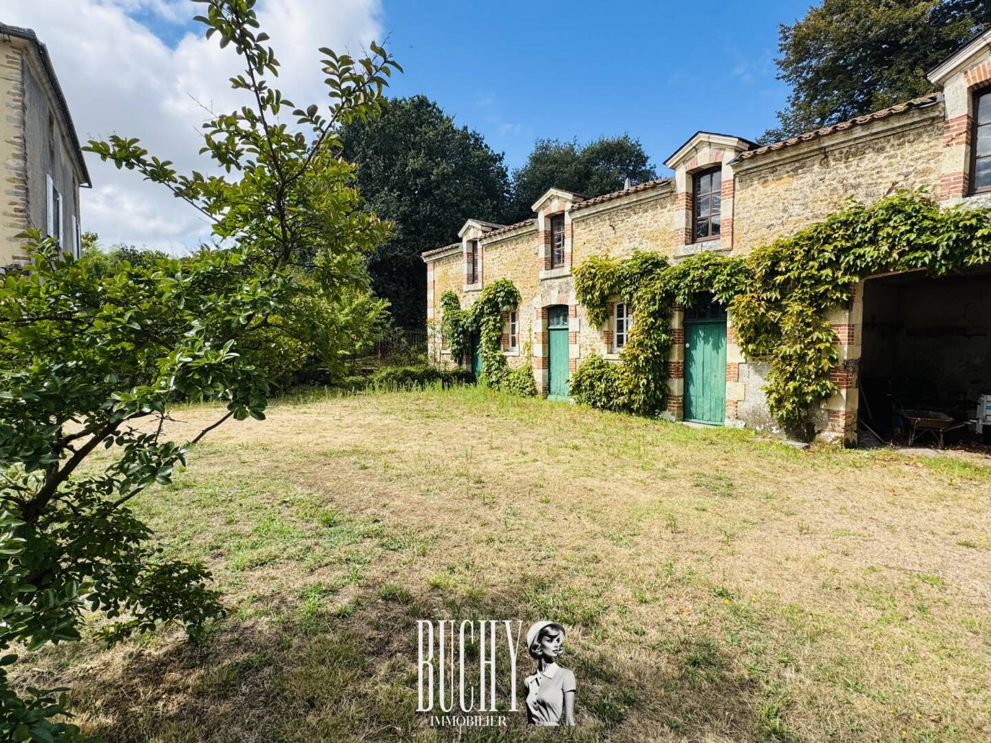 Maison à vendre, 482m², TALMONT SAINT HILAIRE