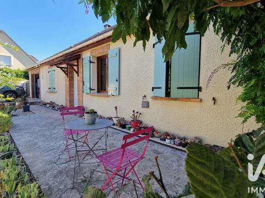 Maison de plain-pied à vendre 293 000 € 5 pièces 4 chambres 100 m² 1 058 m² de terrain Gisors 27140