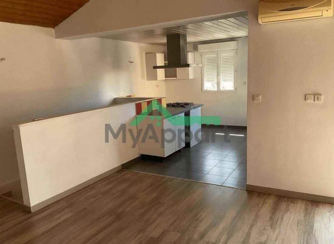 Maison à louer, 0m², AJACCIO