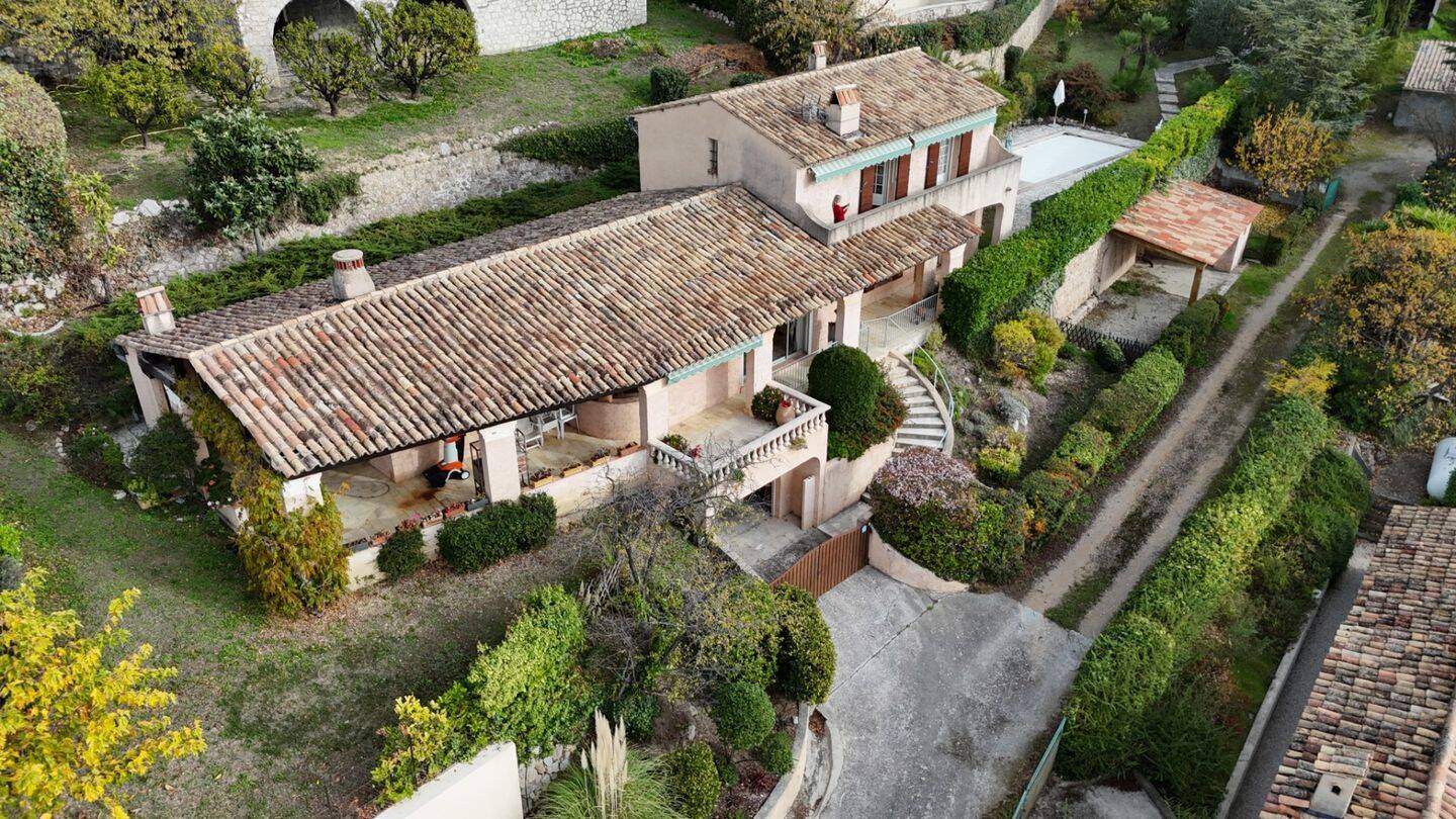 Maison à vendre, 189m², SAINT JEANNET