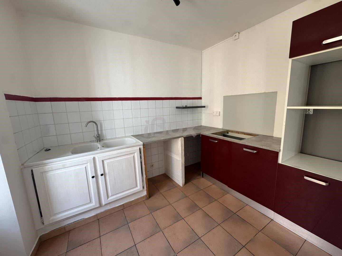 Maison à louer, 75m², SAINT MAXIMIN LA SAINTE BAUME