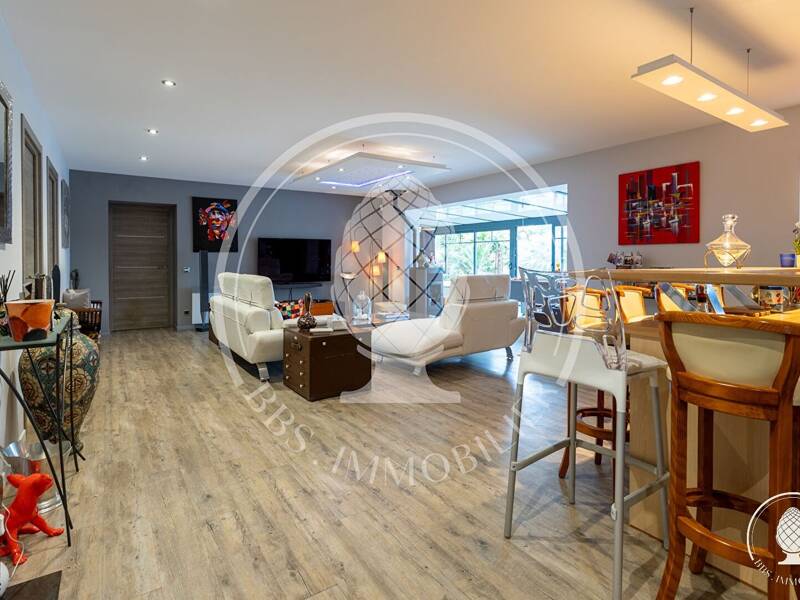 Maison à vendre, 200m², BOURGNEUF