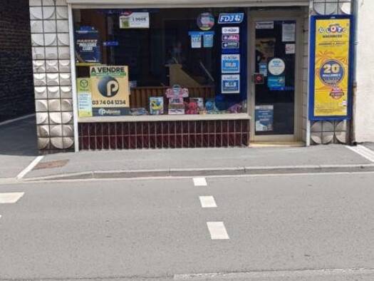 Local commercial à vendre 65 000 € 40 m² de surface de vente Centre Isbergues 62330