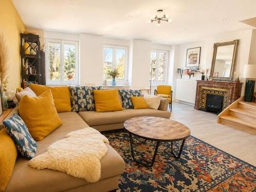 Duplex à vendre 239 000 € 4 pièces 3 chambres 140 m² Étage 3/4 Sud Tarare 69170