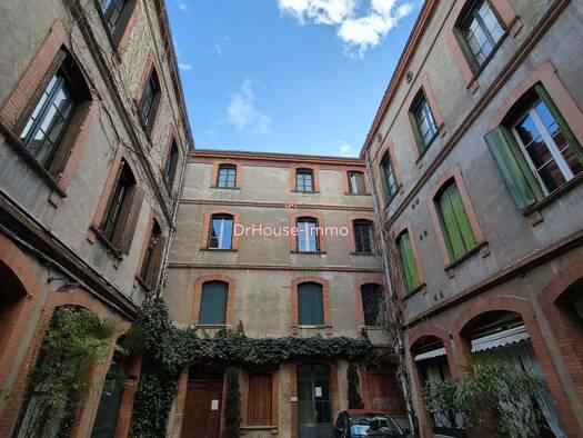 Appartement à vendre 218 000 € 2 pièces 1 chambre 39 m² RDC Toulouse 31000