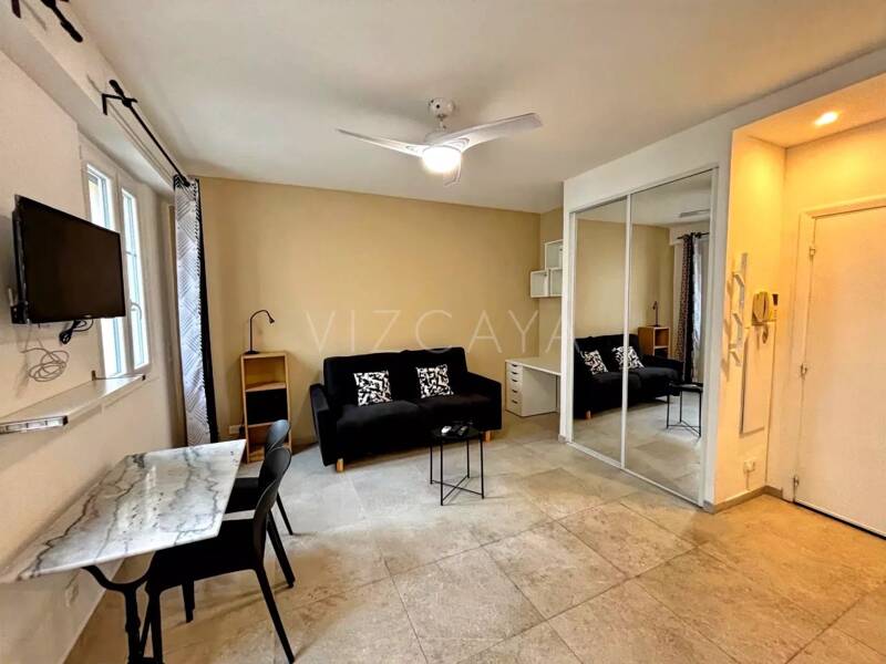 Maison à louer, 25m², NICE