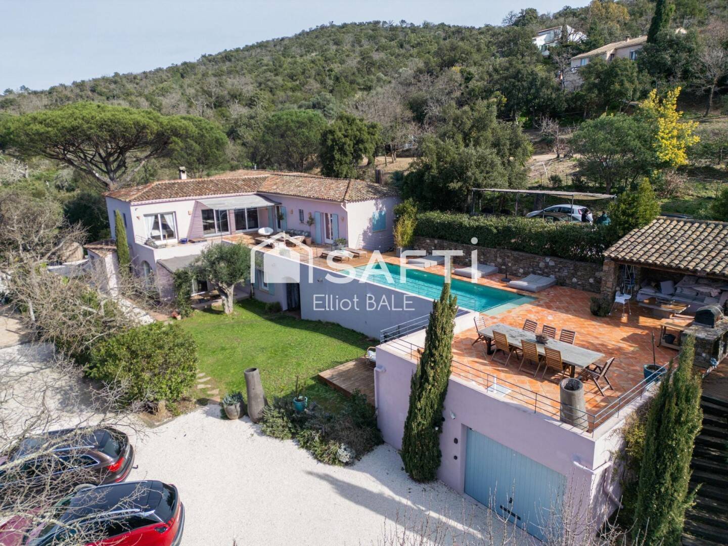 Maison à vendre, 300m², GRIMAUD
