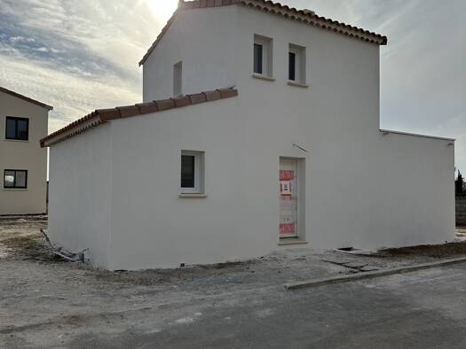 Terrain avec maison neuve à vendre 281 500 € 4 pièces 3 chambres 80 m² 1 000 m² de terrain Saint-Gilles 30800