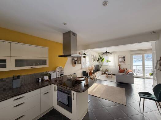 Appartement à vendre 335 000 € 4 pièces 2 chambres 120 m² RDC Les Hôpitaux-Neufs 25370