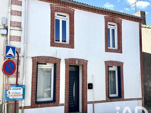 Maison de ville à vendre 199 900 € 4 pièces 3 chambres 91 m² 238 m² de terrain Boussay 44190