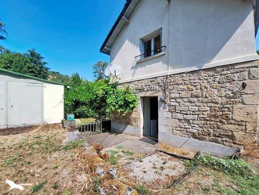Maison à vendre 122 500 € 4 pièces 3 chambres 96 m² 849 m² de terrain Souillac 46200