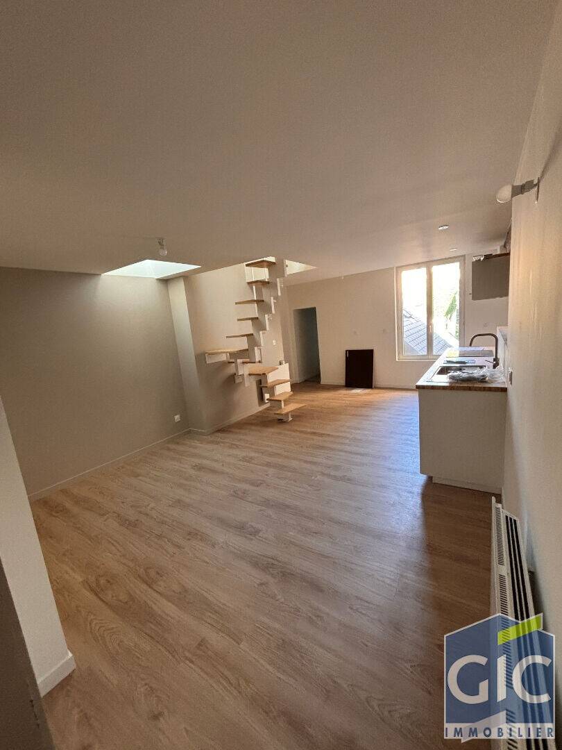 Maison à louer, 37m², CAEN