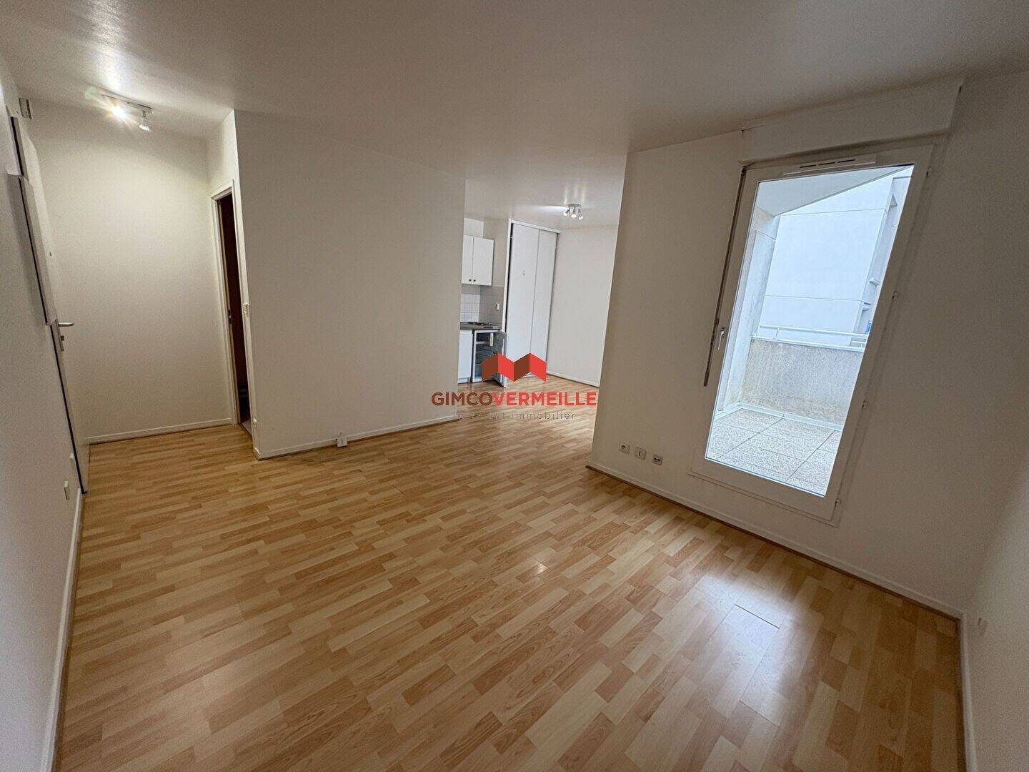 Maison à louer, 27m², MONTIGNY LE BRETONNEUX