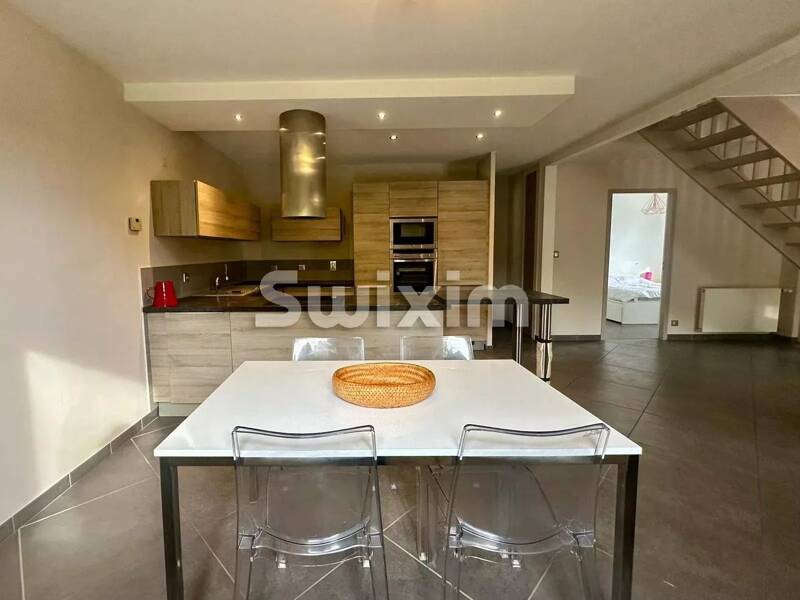 Maison à louer, 111m², GEX