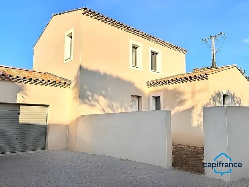 Maison à vendre, 117m², VIC LA GARDIOLE
