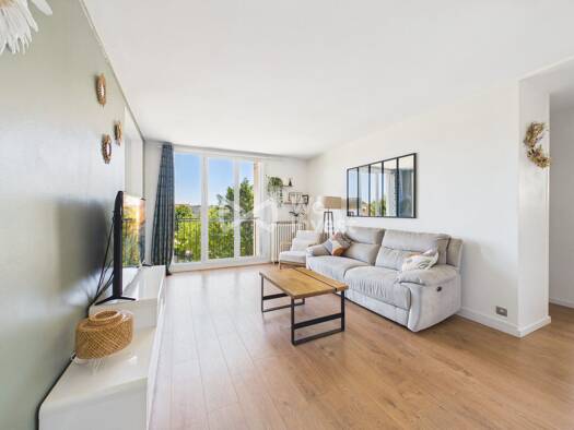 Appartement à vendre 223 000 € 5 pièces 3 chambres 78,05 m² Étage 3/3 L'Yerres Crosne 91560