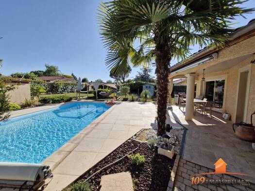 Villa à vendre 650 000 € 6 pièces 4 chambres 196,3 m² 1 500 m² de terrain Saint-Georges-de-Reneins 69830