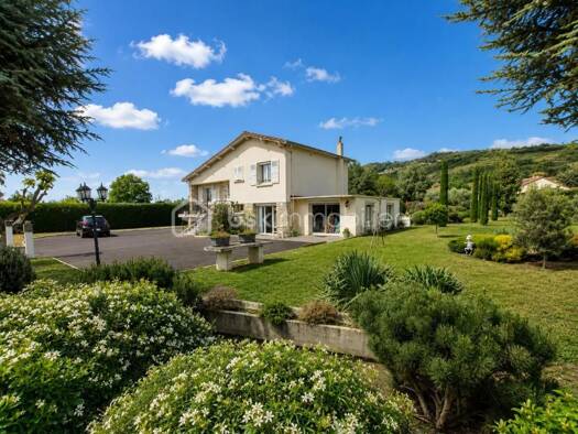 Maison à vendre 420 000 € 7 pièces 4 chambres 170 m² Les Martres-de-Veyre 63730