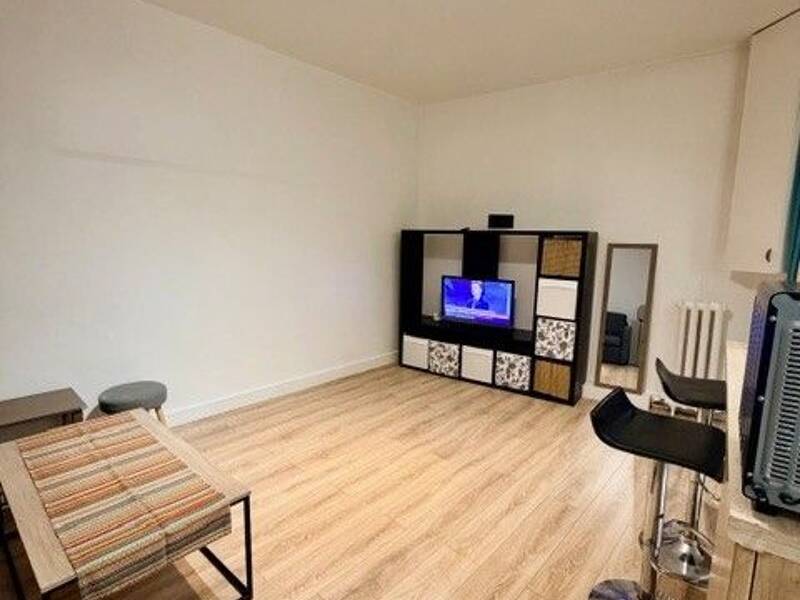 Maison à louer, 25m², PARIS 16E