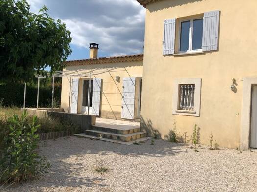 Villa à louer 1 400 € 4 pièces 3 chambres 94 m² 600 m² de terrain Mallemort 13370