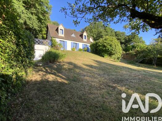 Maison de plain-pied à vendre 249 000 € 9 pièces 4 chambres 193 m² 3 682 m² de terrain Chambourg-sur-Indre 37310
