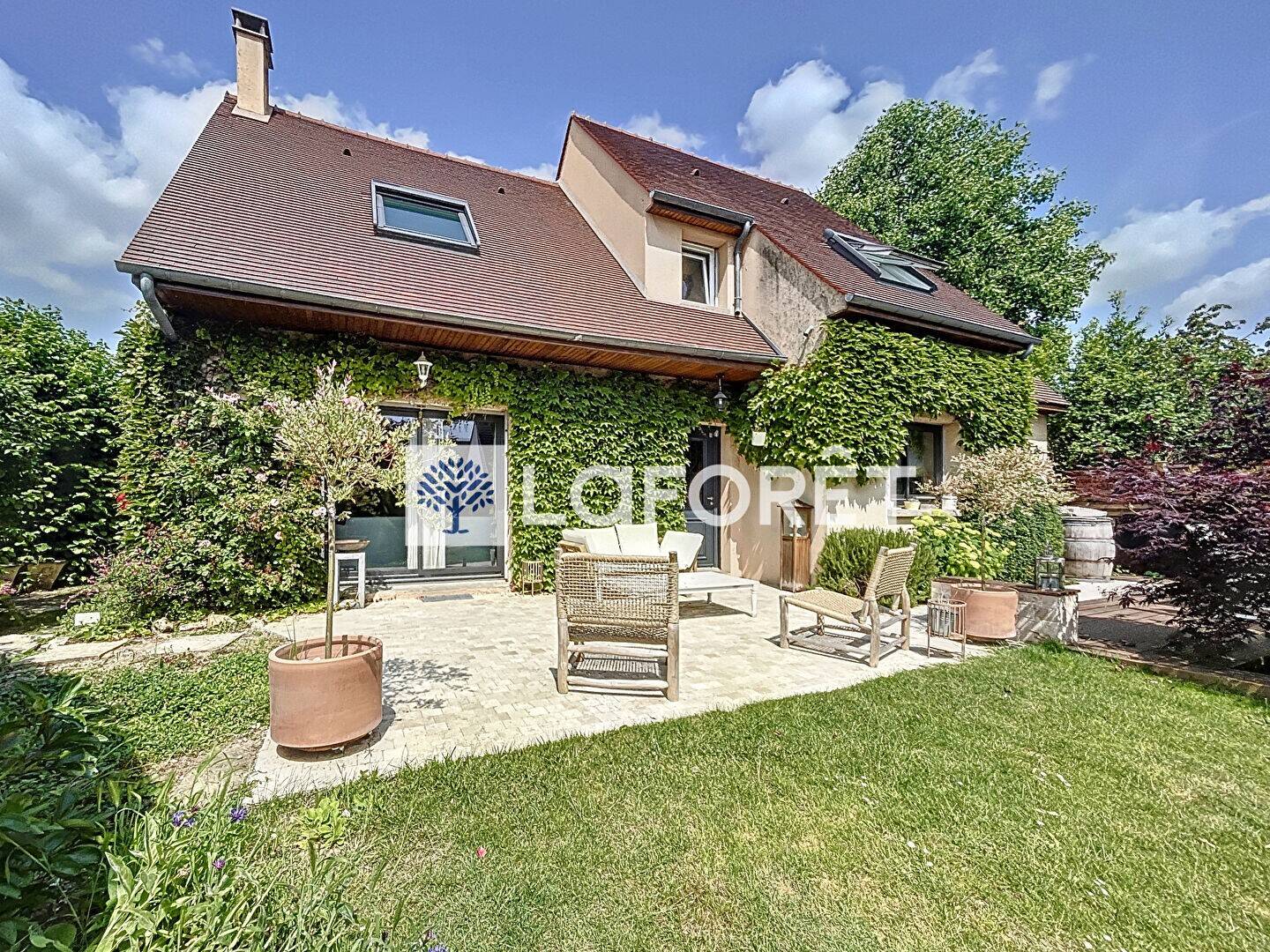 Maison à vendre, 204m², SAINT NOM LA BRETECHE