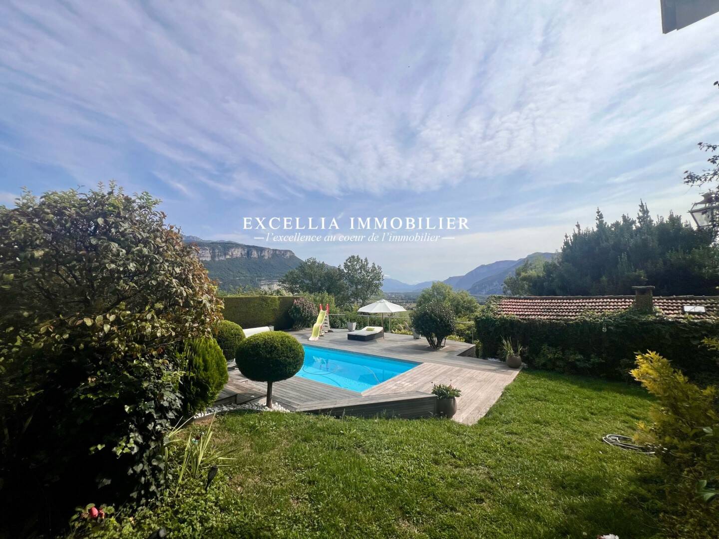 Maison à vendre, 436m², SAINT JEAN DE MOIRANS