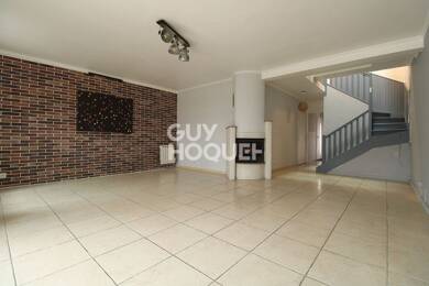Maison à vendre 289 000 € 7 pièces 5 chambres 125 m² 205 m² de terrain Leclerc-Verdun Nord Est Brie Comte Robert 77170