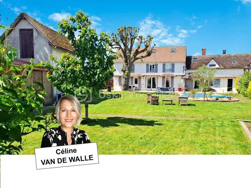 Maison à vendre, 137m², HOUDAN