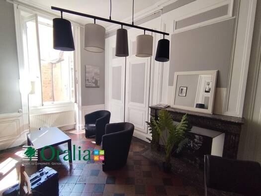 Appartement à vendre 140 000 € 4 pièces 1 chambre 93,9 m² 3ème étage centre Ville-La Chartonnière-La Barre Villefranche-sur-Saône 69400