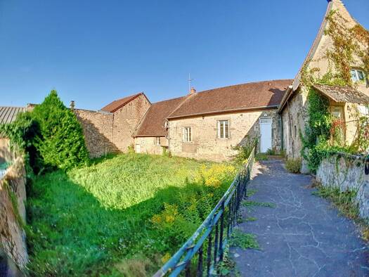 Maison à vendre 129 000 € 5 pièces 168 m² Saulieu 21210