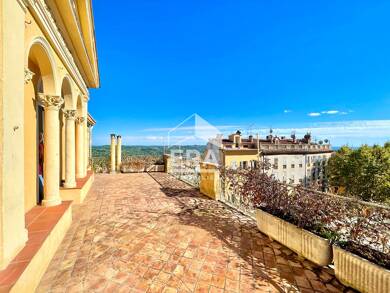 Duplex à louer 1 410 € 4 pièces 3 chambres 101 m² Étage 3/4 Grasse 06130