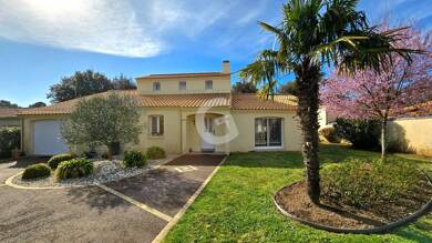 Maison à vendre 573 600 € 5 pièces 4 chambres 133 m² 1 077 m² de terrain Jard sur Mer 85520