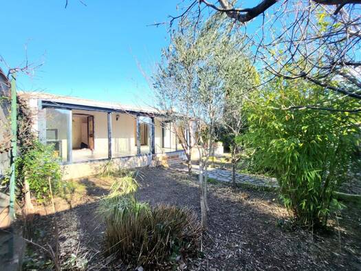 Maison de plain-pied à vendre 232 000 € 6 pièces 3 chambres 98 m² Clermont-l'Hérault 34800