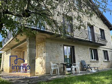 Maison de plain-pied à vendre 245 000 € 7 pièces 4 chambres 177 m² 2 372 m² de terrain Ouest Villefranche de Rouergue 12200