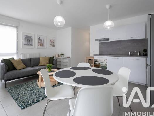 Appartement à vendre 199 000 € 1 pièce 45 m² Étage 1/4 Cornavent Décines-Charpieu 69150