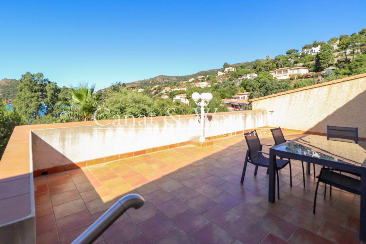 Maison à vendre, 200m², RAYOL CANADEL SUR MER