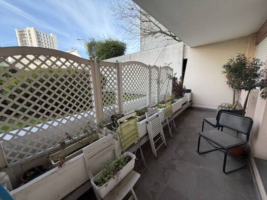 Appartement en viager occupé Bouquet 115 000 € 3 pièces 2 chambres 67 m² RDC Paris 20ème arrondissement 75020