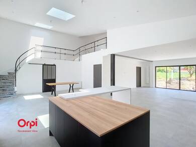 Maison à louer 1 500 € 5 pièces 3 chambres 172 m² 300 m² de terrain Saint-Fiacre-sur-Maine 44690