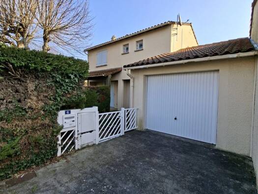 Maison à louer 1 005 € 4 pièces 3 chambres 110 m² Nord Moissac 82200