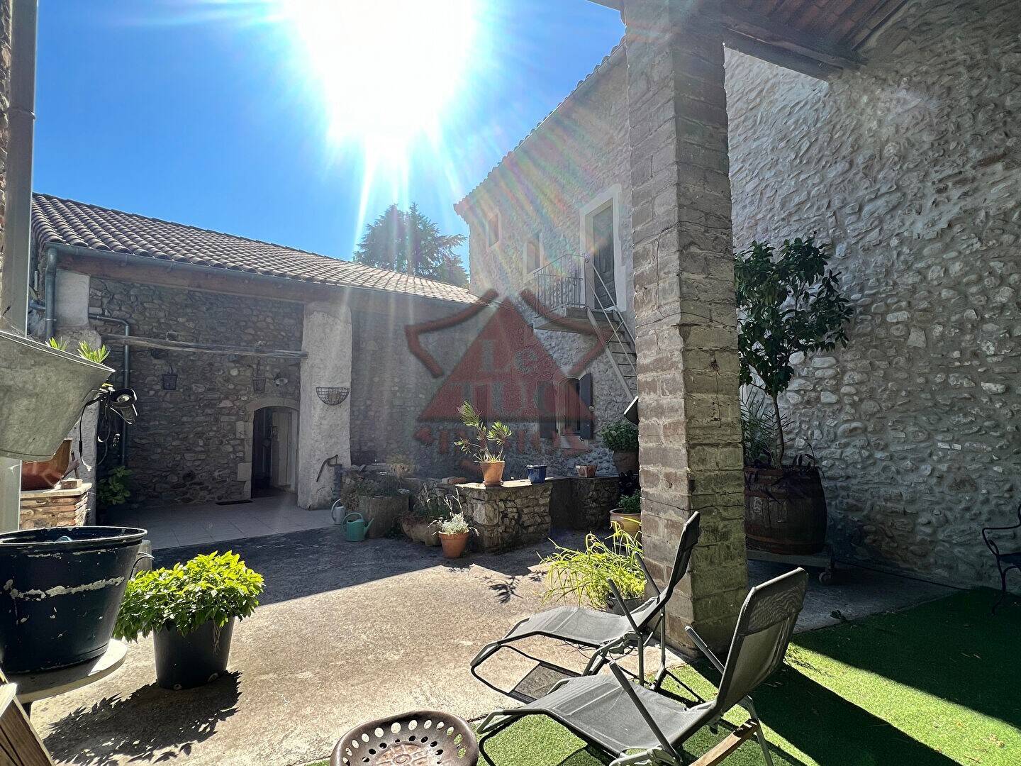Maison à vendre, 170m², MEYRANNES