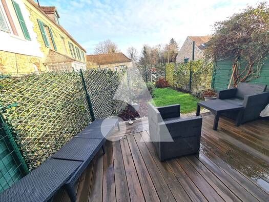 Appartement à louer 950 € 2 pièces 1 chambre 41 m² RDC Isles-lès-Villenoy 77450