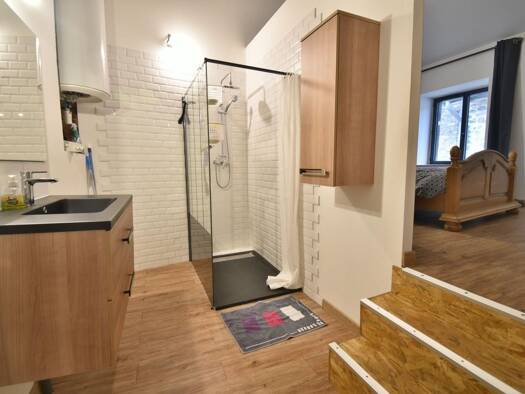 Maison de ville à vendre 235 000 € 5 pièces 4 chambres 155 m² 150 m² de terrain Bettant 01500