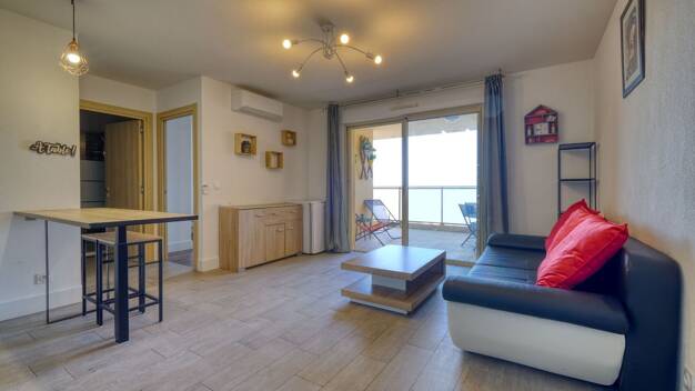 Appartement à louer - Neuf 750 € 2 pièces 1 chambre 41 m² Dernier étage, Étage 3/3 Lupino Bastia 20200